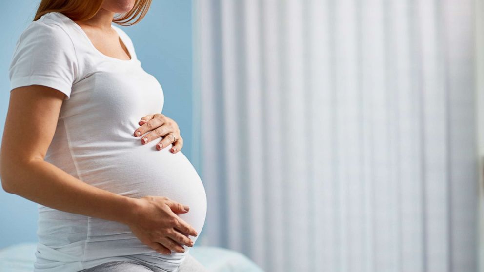 自然產VS剖腹產:產後恢復與照護 (產道會因剖腹或自然產產生的變化)